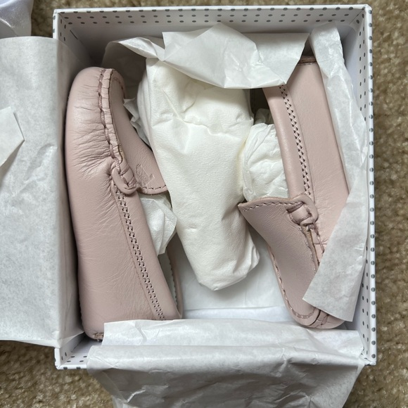 🆕💯Authentic Tod’s Moccasin shoes 🥰😍 - Picture 7 of 8